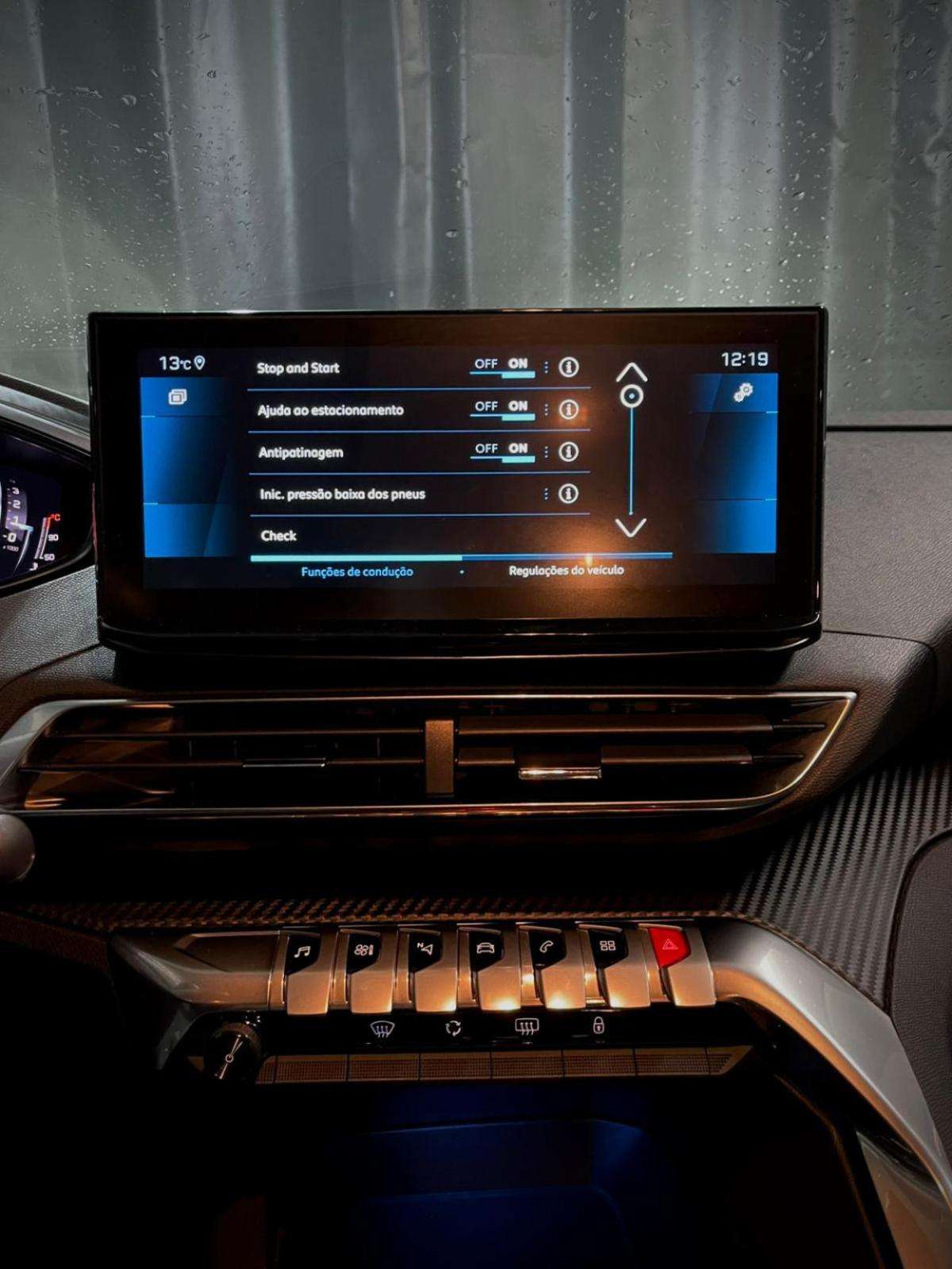 peugeot-5008-2022-diesel-1499cc