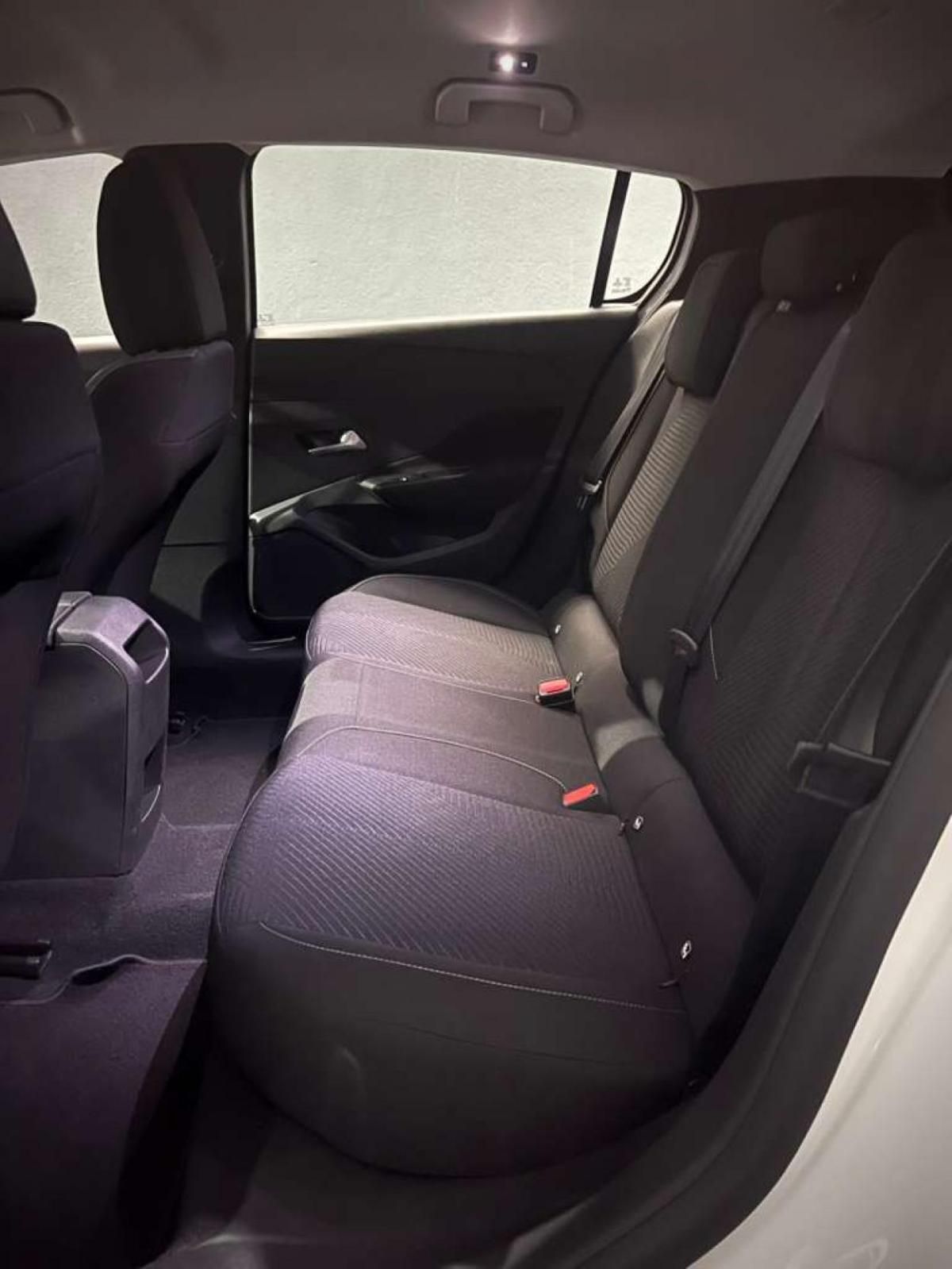peugeot-308-2022-diesel-1499cc