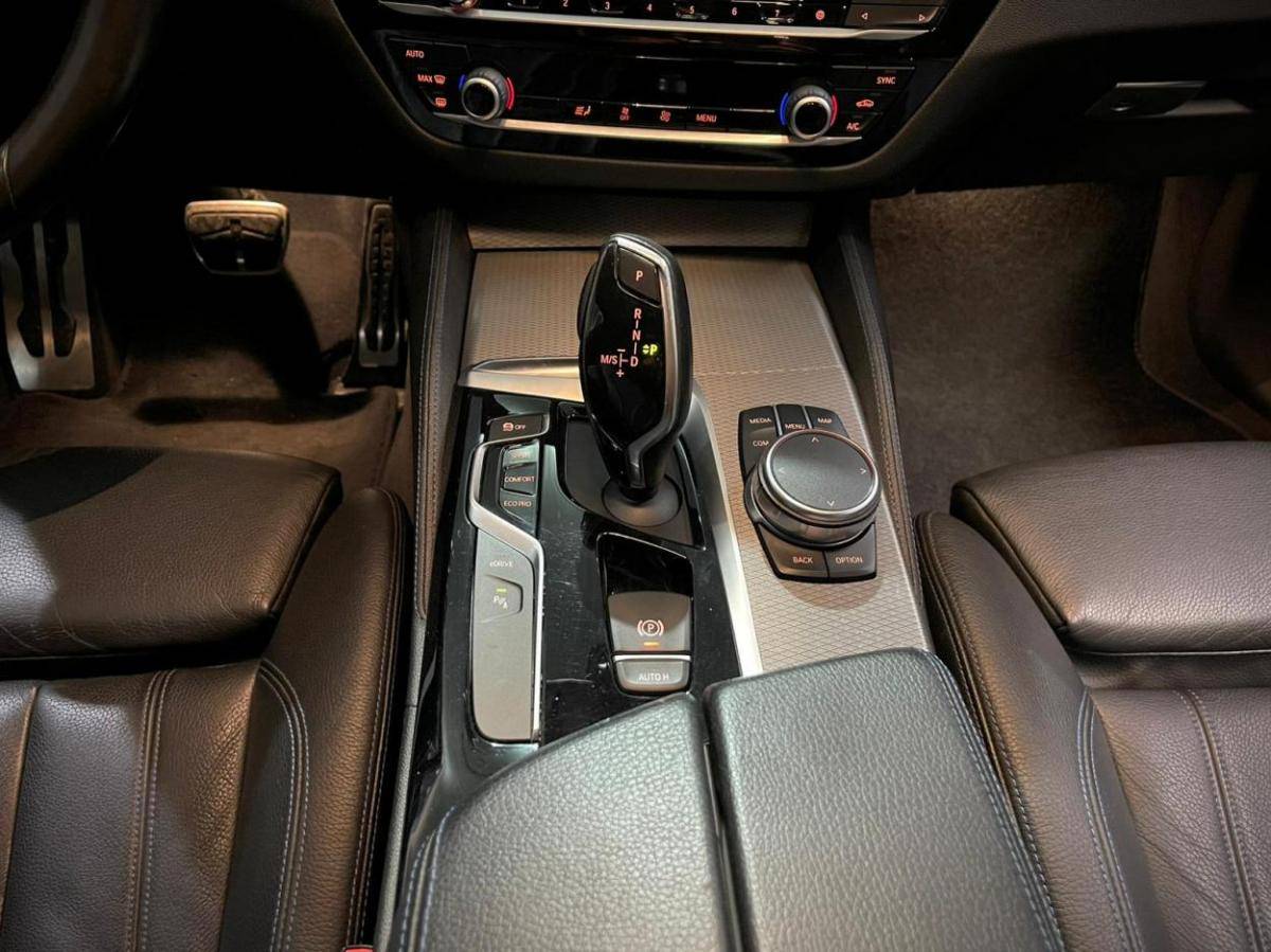 bmw-serie-5-2018-hibrido-a-gasolina-1998cc