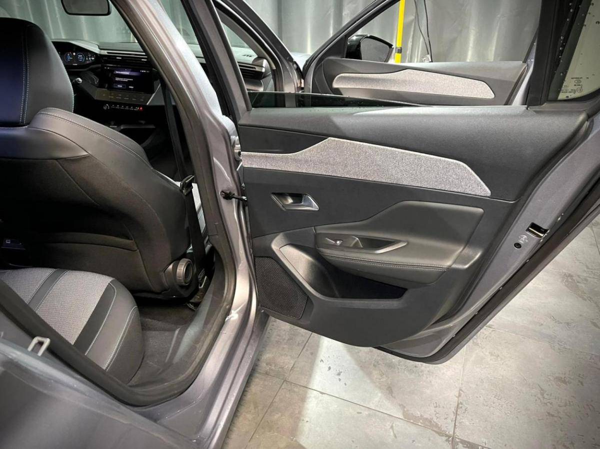 peugeot-308-2023-hibrido-a-gasolina-1598cc