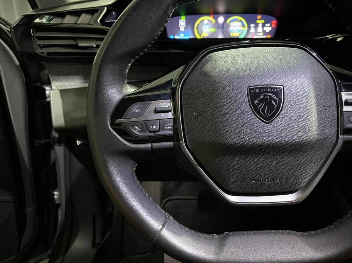 peugeot-308-2023-hibrido-a-gasolina-1598cc