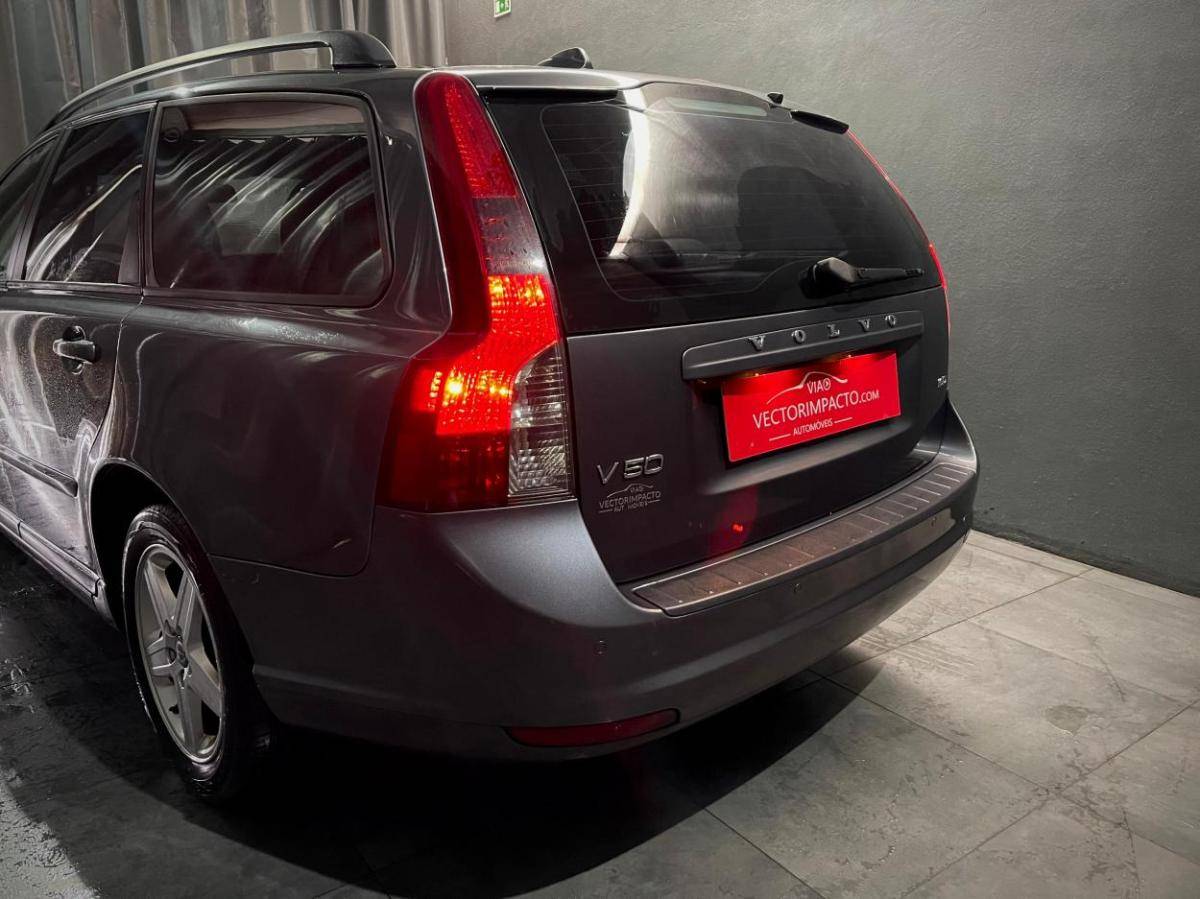 volvo-v50-2008-diesel-1596cc
