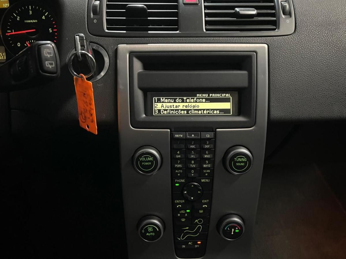 volvo-v50-2008-diesel-1596cc