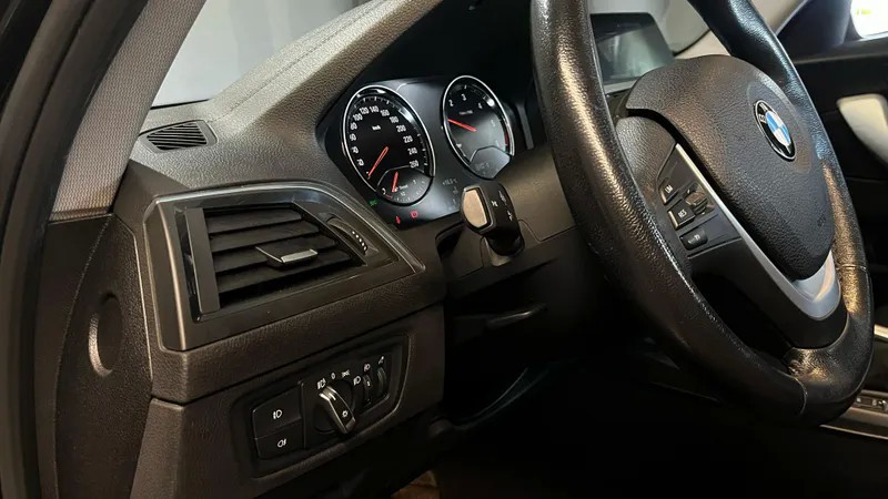 bmw-serie-1-2019-diesel-1496cc