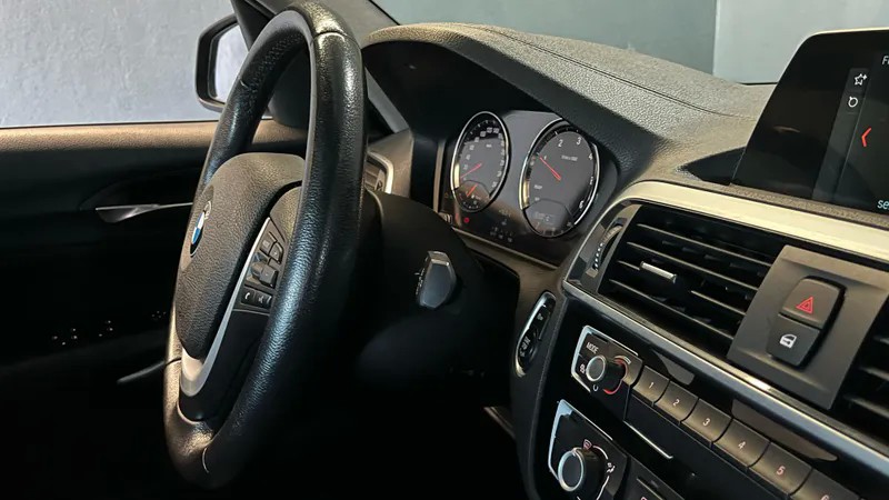 bmw-serie-1-2019-diesel-1496cc