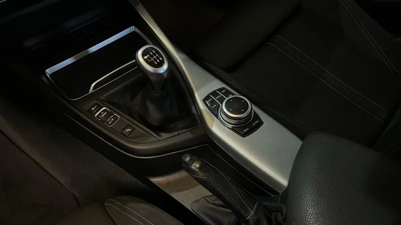 bmw-serie-1-2019-diesel-1496cc