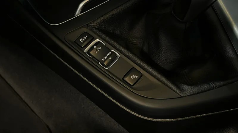 bmw-serie-1-2019-diesel-1496cc