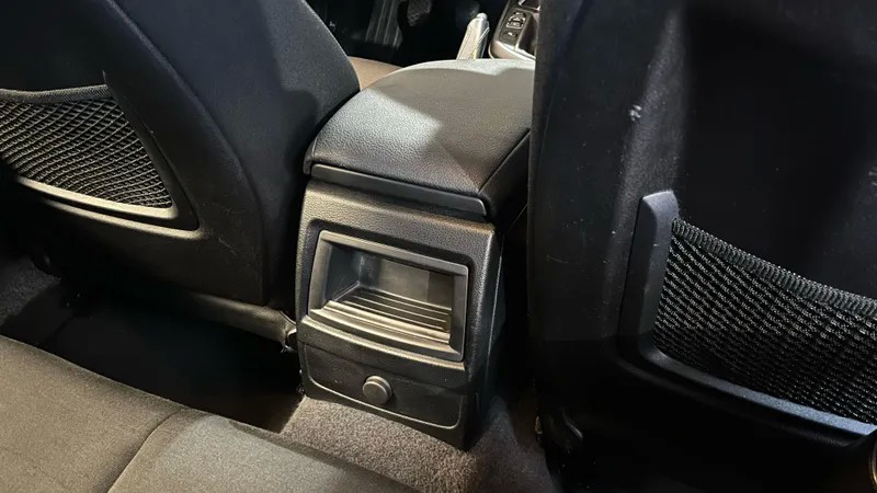 bmw-serie-1-2019-diesel-1496cc