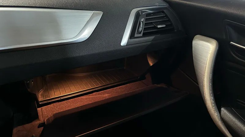 bmw-serie-1-2019-diesel-1496cc