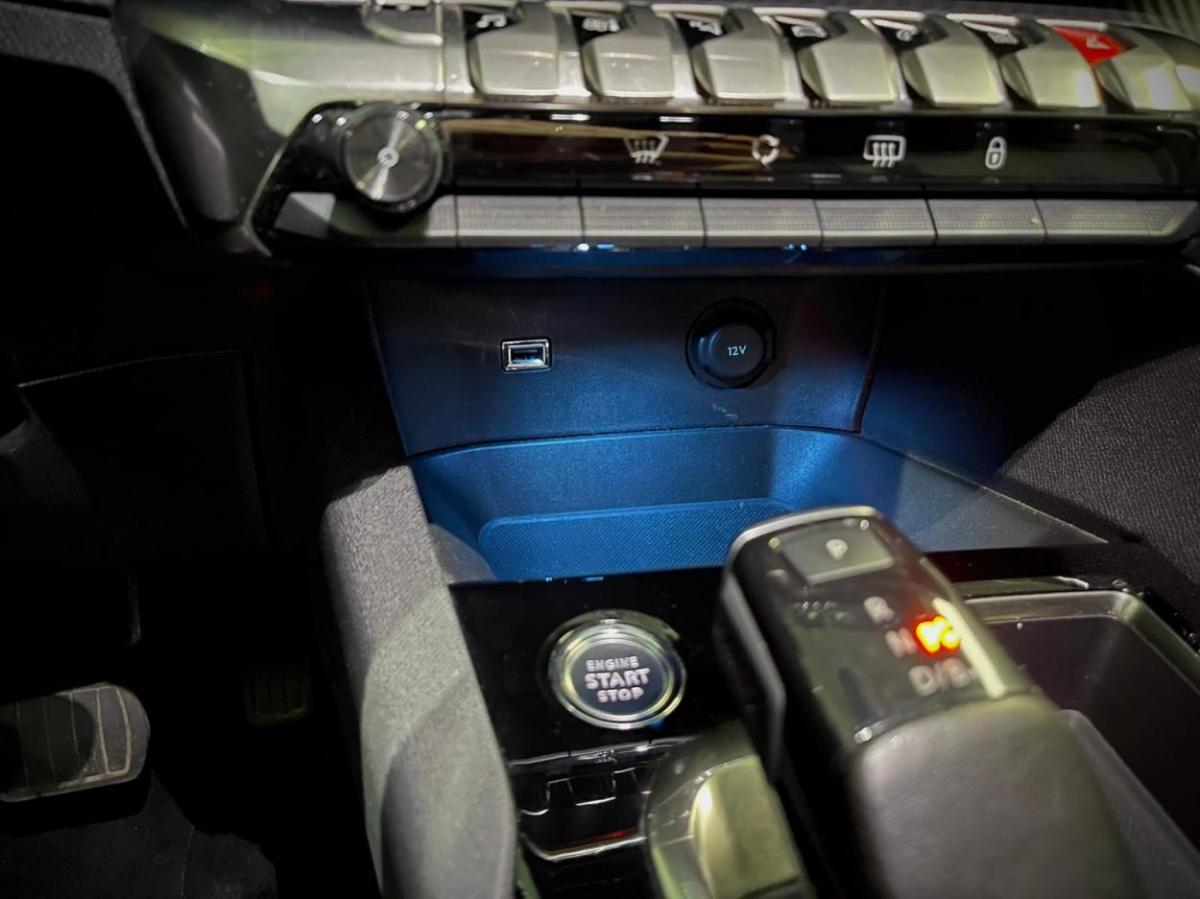 peugeot-3008-2021-hibrido-a-gasolina-1598cc