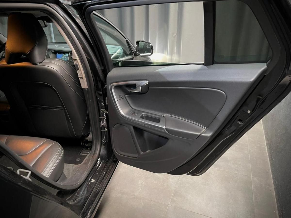 volvo-v60-2018-hibrido-a-diesel-2400cc