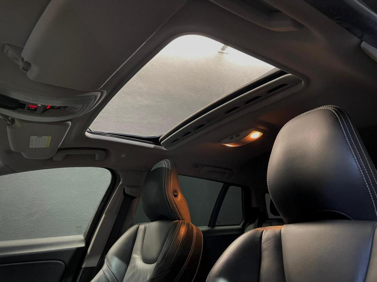 volvo-v60-2018-hibrido-a-diesel-2400cc