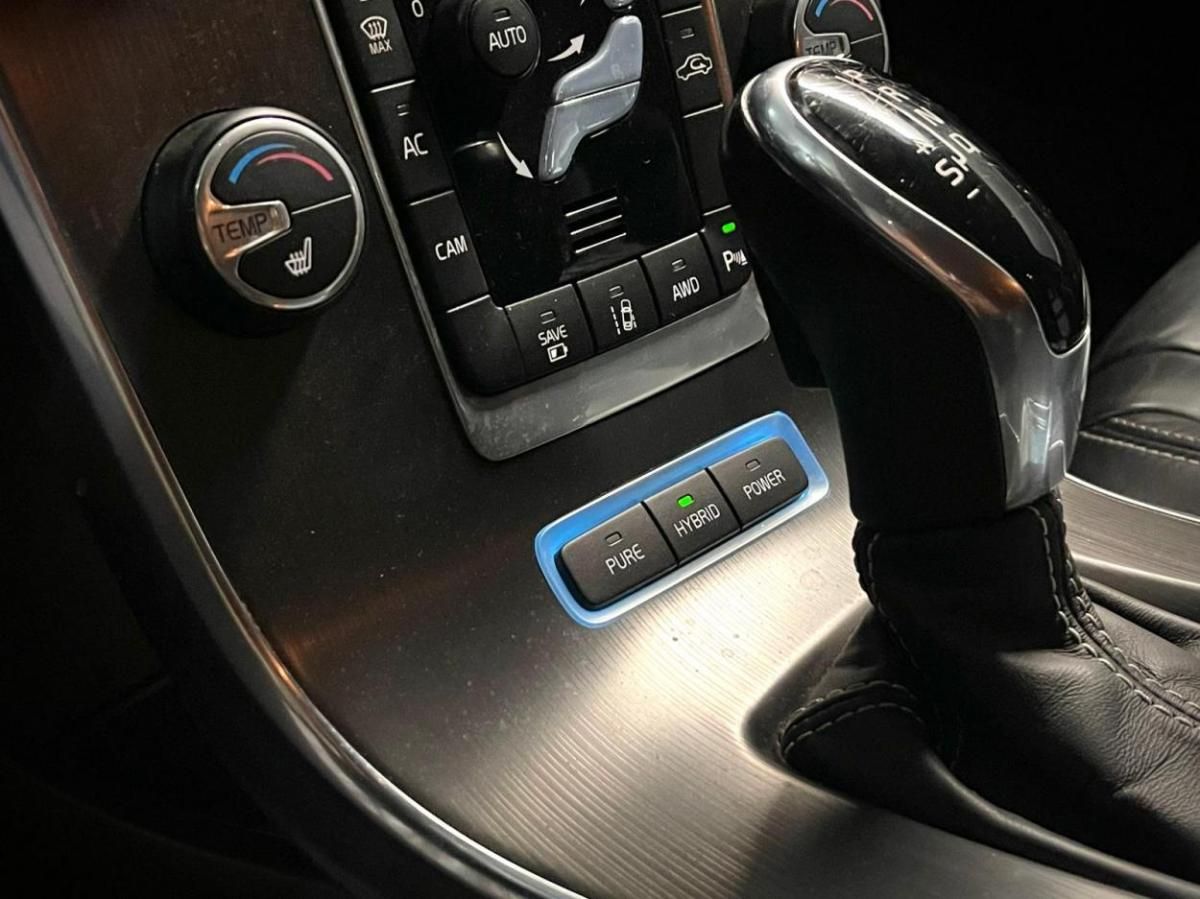volvo-v60-2018-hibrido-a-diesel-2400cc
