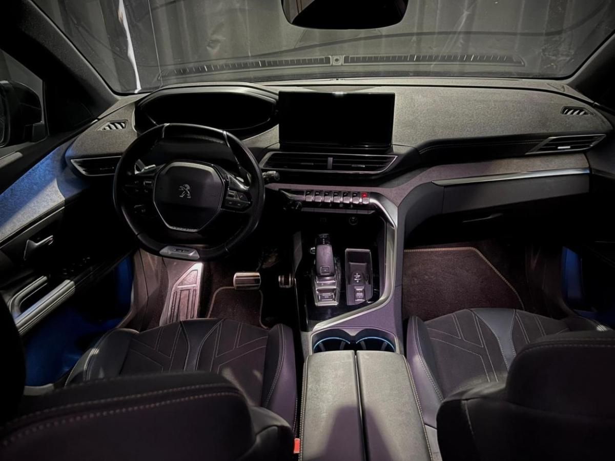 peugeot-5008-2021-diesel-1499cc