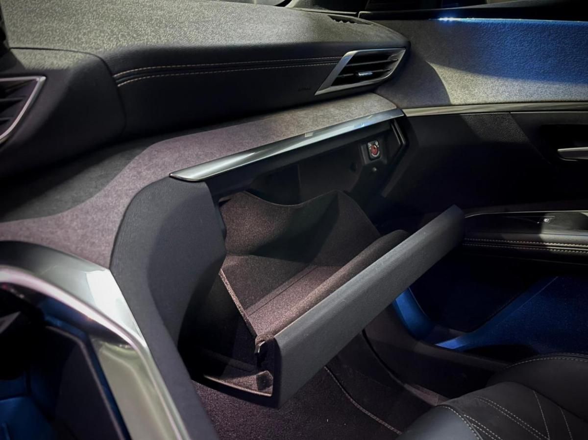 peugeot-5008-2021-diesel-1499cc