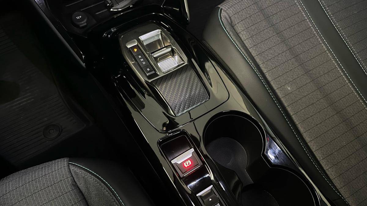 peugeot-2008-2022-eletrico-500cc