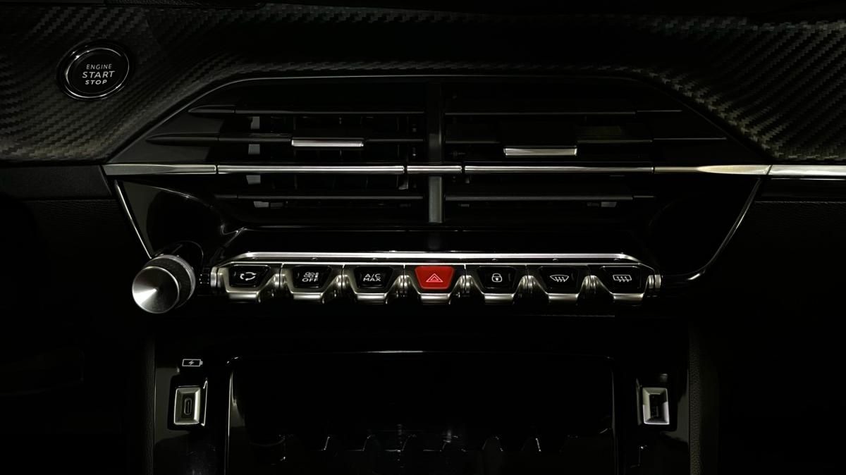 peugeot-2008-2022-eletrico-500cc