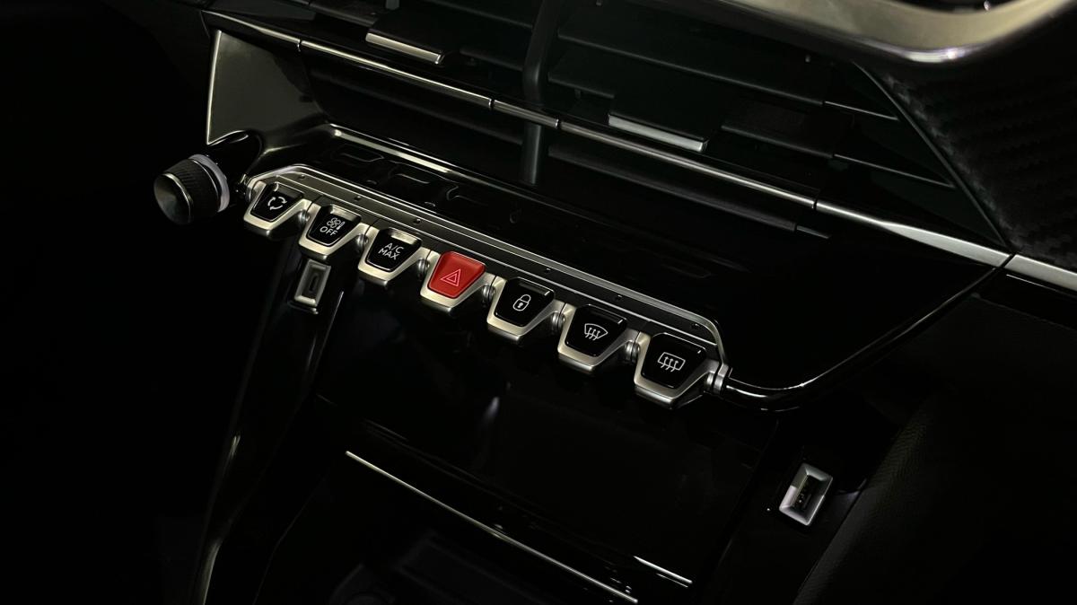 peugeot-2008-2022-eletrico-500cc