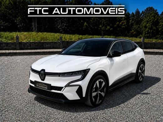 renault-megane-e-tech-2022-eletrico-0cc