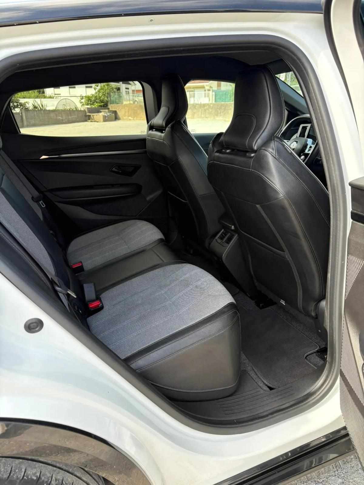 renault-megane-e-tech-2022-eletrico-0cc