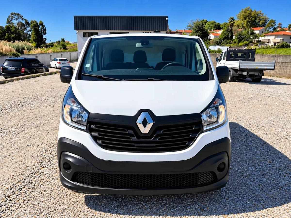 renault-trafic-2018-diesel-1598cc