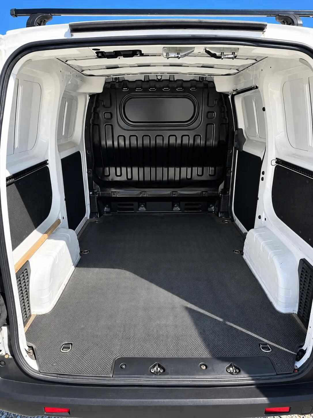 nissan-nv200-2018-diesel-1461cc
