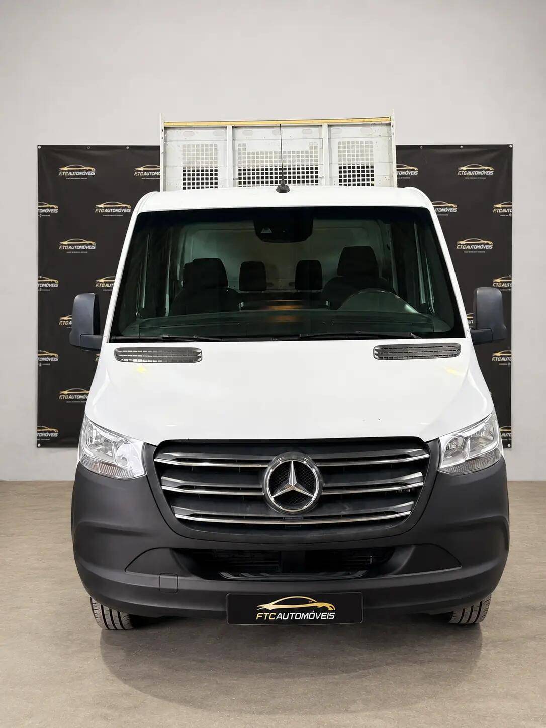 mercedes-benz-sprinter-2019-diesel-2143cc