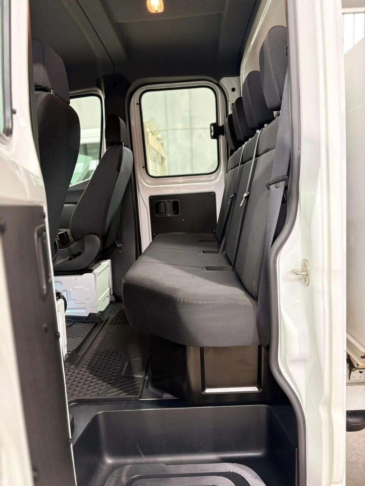 mercedes-benz-sprinter-2019-diesel-2143cc