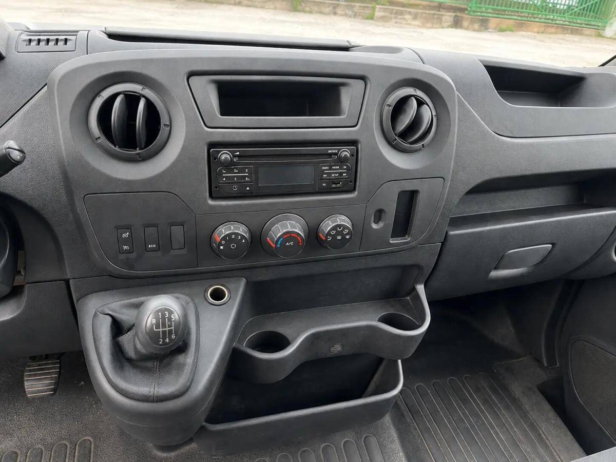 renault-master-2018-diesel-2299cc
