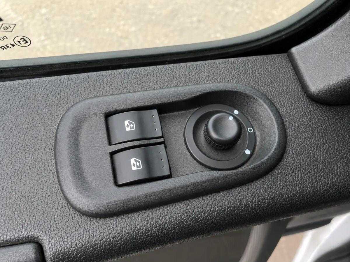 renault-master-2018-diesel-2299cc