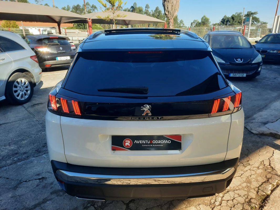 peugeot-3008-2021-hibrido-a-gasolina-1598cc