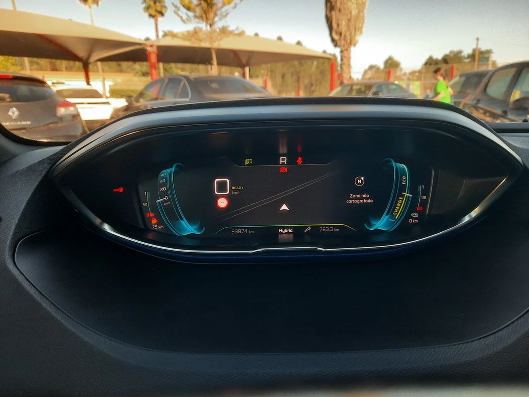 peugeot-3008-2021-hibrido-a-gasolina-1598cc