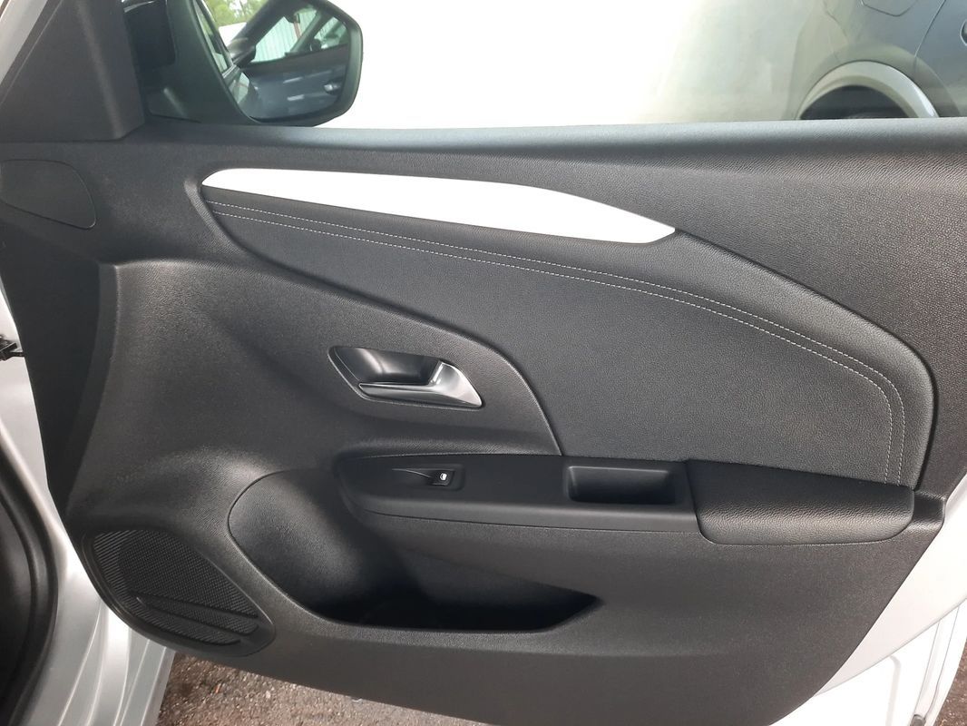 opel-corsa-2025-gasolina-1199cc