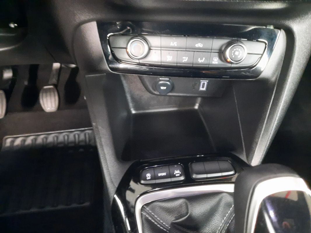 opel-corsa-2025-gasolina-1199cc