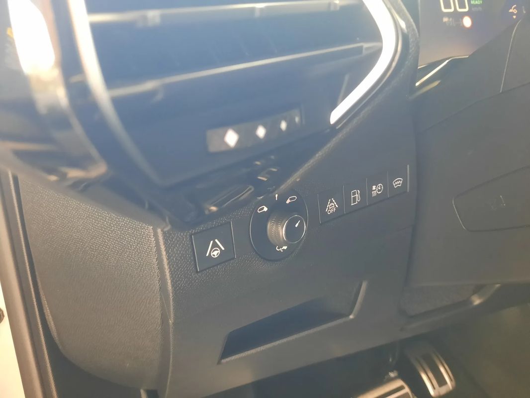 ds-ds-7-crossback-2022-hibrido-a-gasolina-1598cc