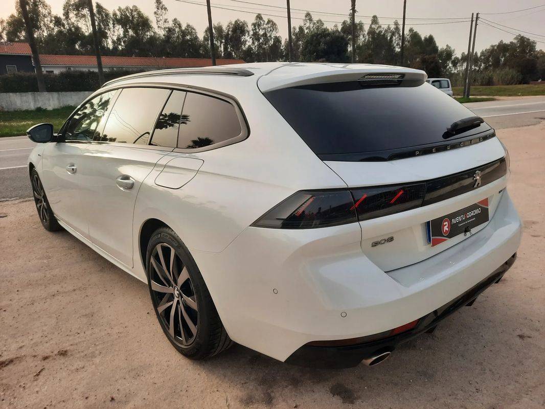 peugeot-508-sw-2021-hibrido-a-gasolina-1598cc