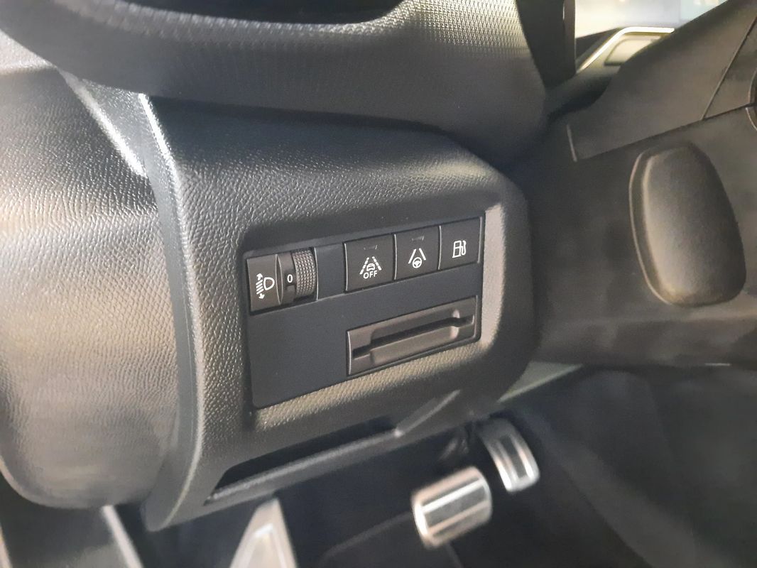 citroen-c5-aircross-2023-hibrido-a-gasolina-1598cc