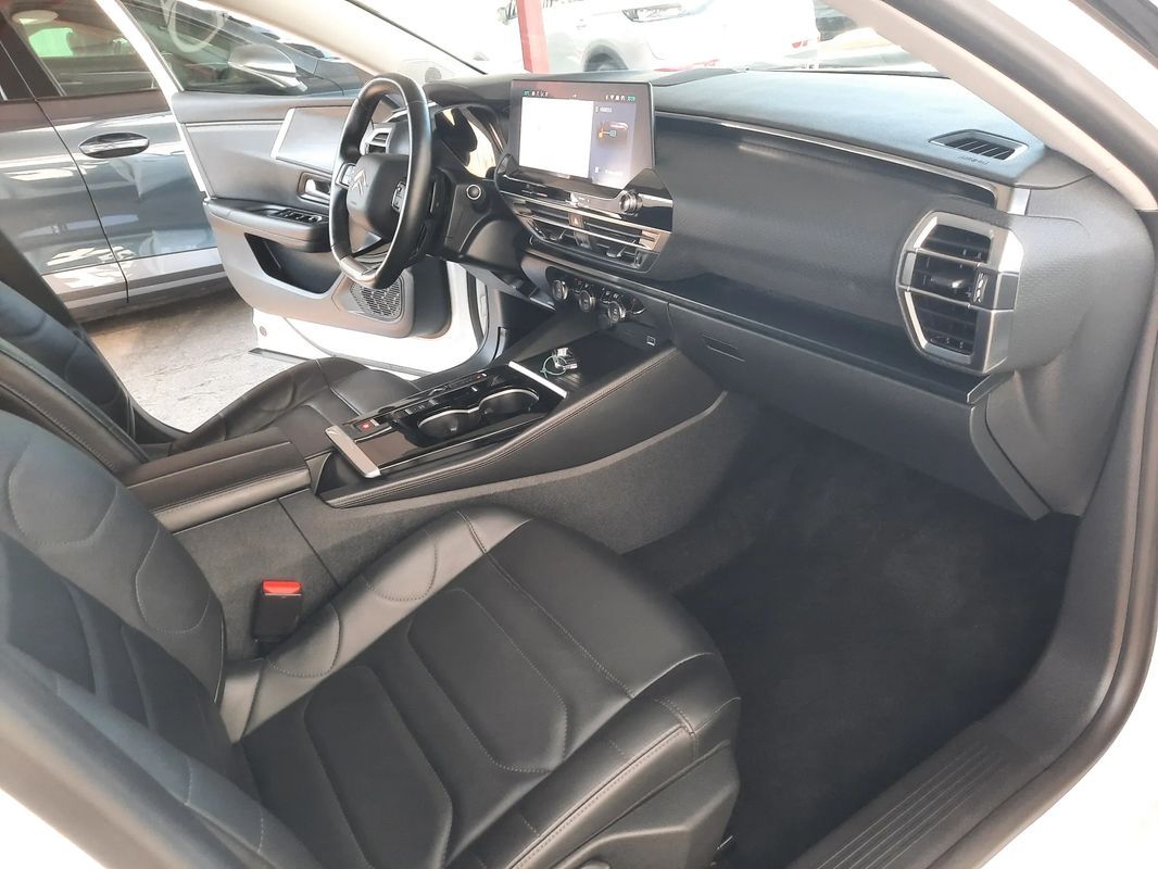 citroen-c5-2023-hibrido-a-gasolina-1598cc