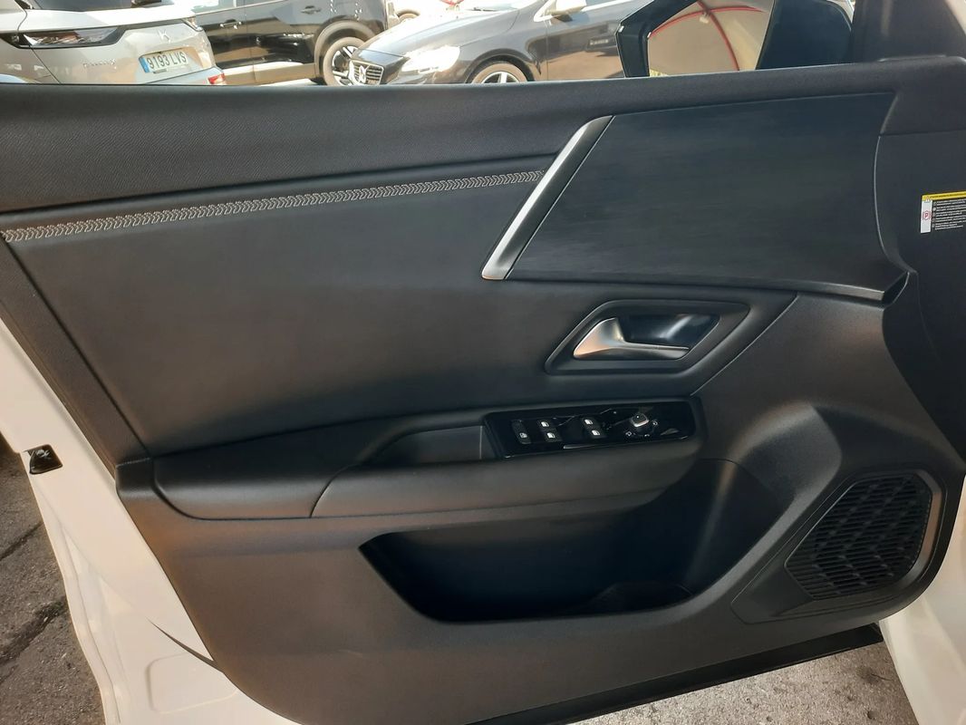 citroen-c5-2023-hibrido-a-gasolina-1598cc