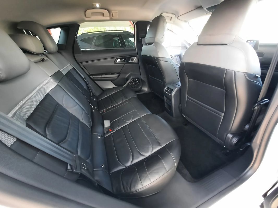 citroen-c5-2023-hibrido-a-gasolina-1598cc