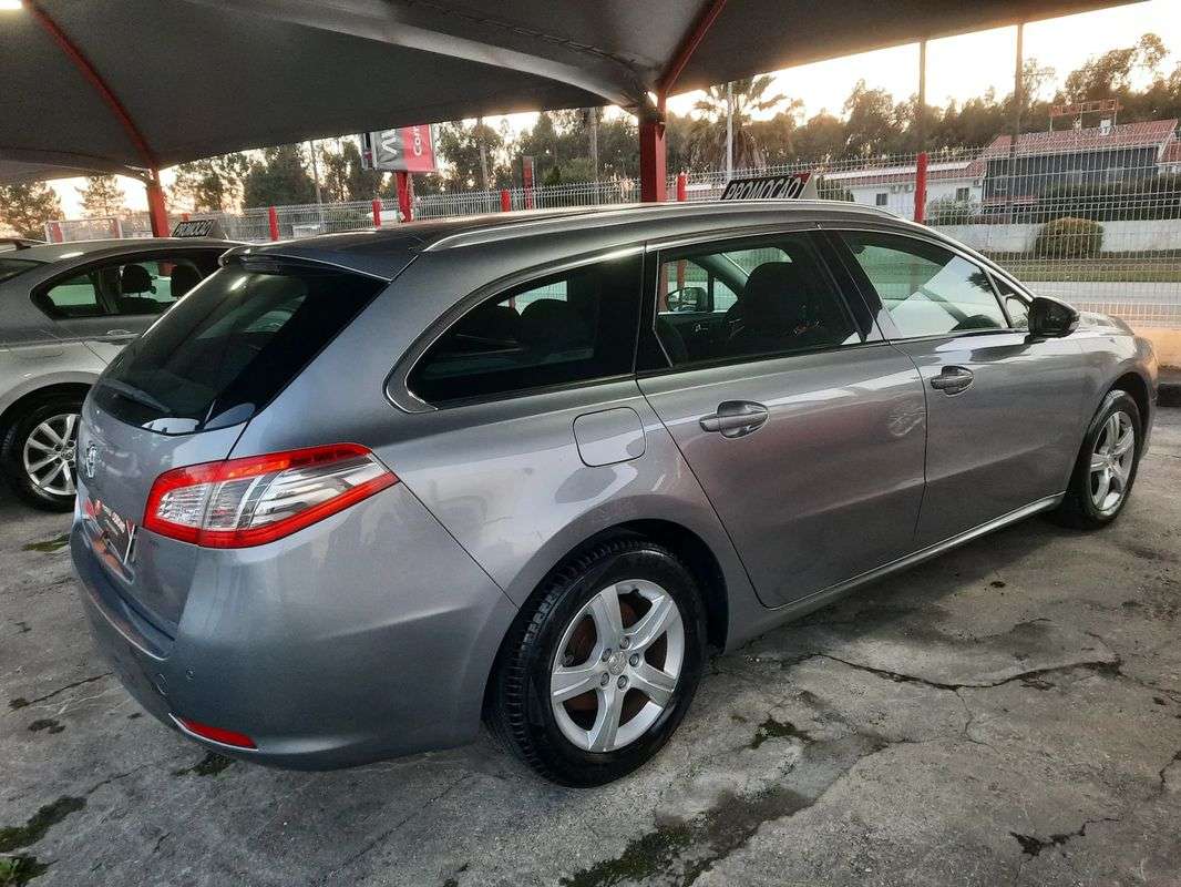 peugeot-508-sw-2017-diesel-1560cc