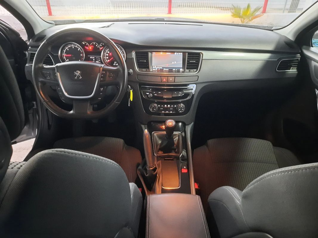 peugeot-508-sw-2017-diesel-1560cc