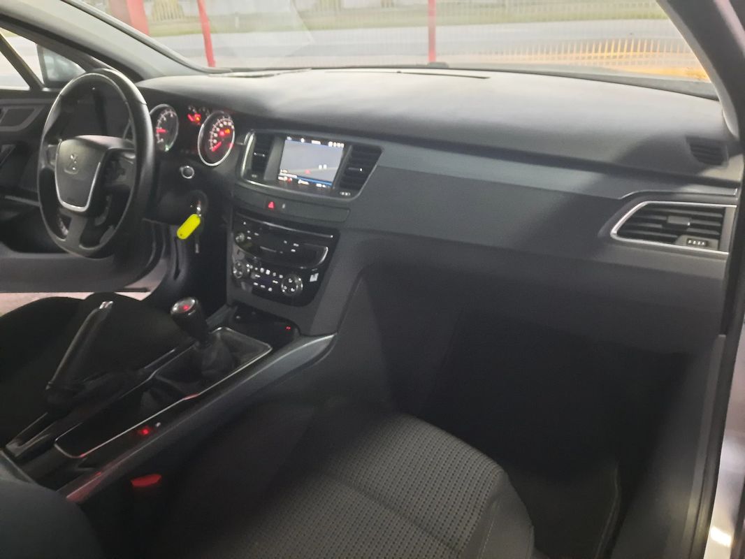 peugeot-508-sw-2017-diesel-1560cc