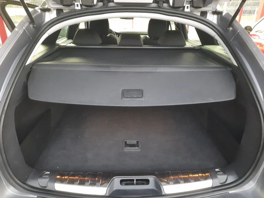 peugeot-508-sw-2017-diesel-1560cc
