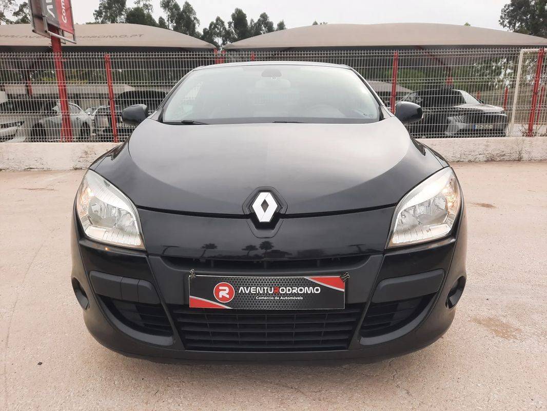 renault-megane-coupe-2011-diesel-1461cc