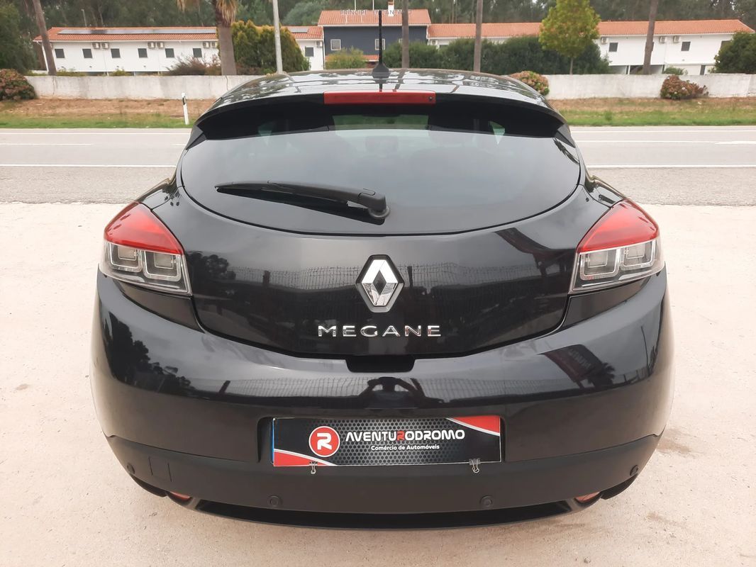 renault-megane-coupe-2011-diesel-1461cc