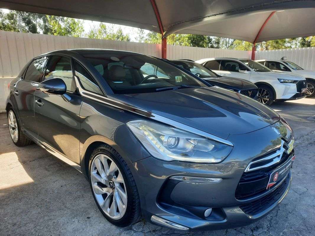 citroen-ds5-2012-gasolina-1598cc