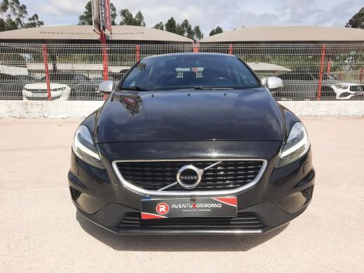 volvo-v40-2017-diesel-1969cc