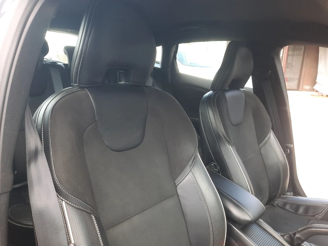 volvo-v40-2017-diesel-1969cc