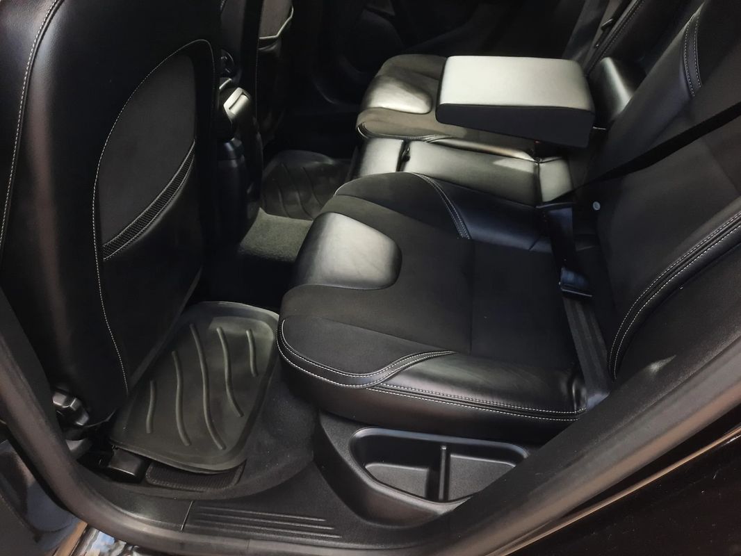 volvo-v40-2017-diesel-1969cc